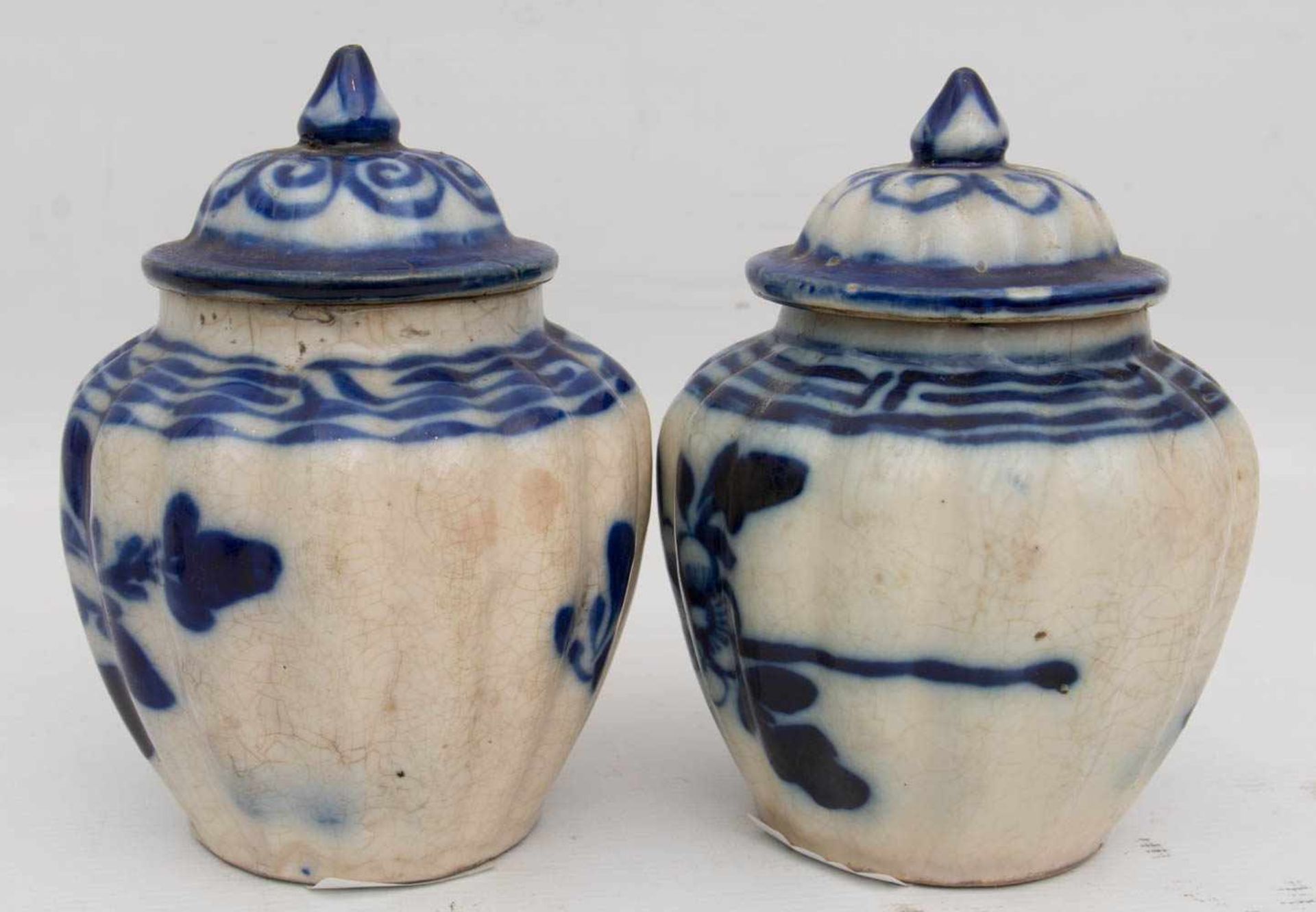 KONVOLUT CHINESISCHE TÖPFERWARE, kobaltblau bemalt und glasiert, ungemarkt, China 19./20. - Bild 13 aus 15