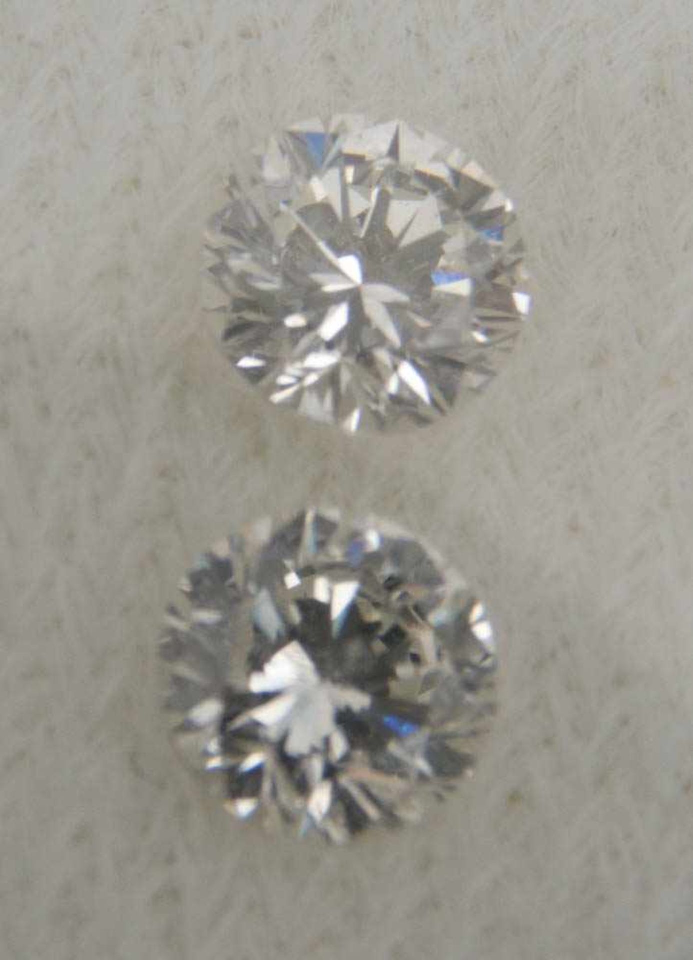 KONVOLUT BRILLANTEN, verschiedene Größen/FarbenKonvolut von Diamanten in Brilliantschliff, - Image 4 of 14