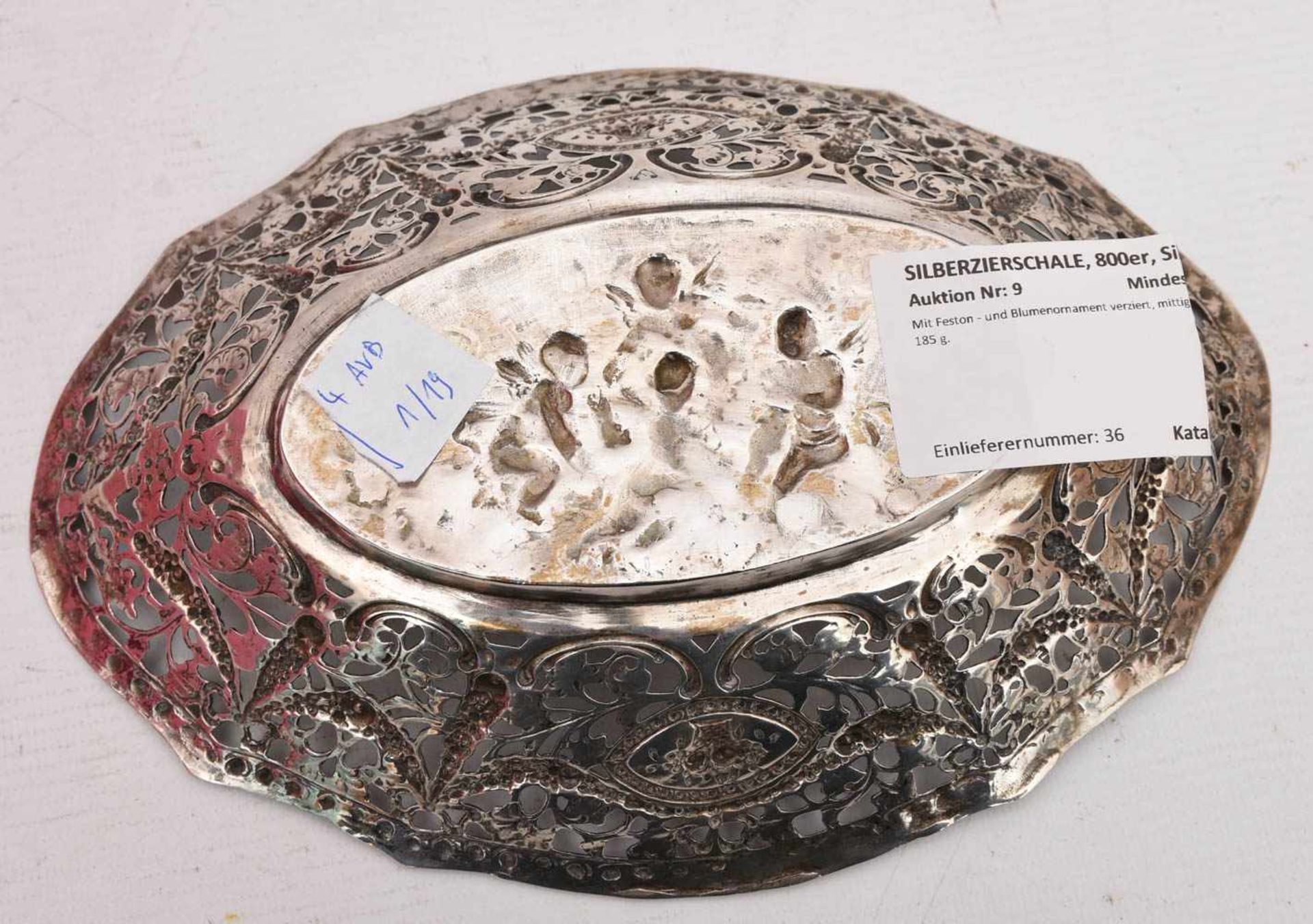 SILBERZIERSCHALE, 800er, Silber.Mit Feston - und Blumenornament verziert, mittig 4 Putti. 185 g. - Bild 5 aus 5