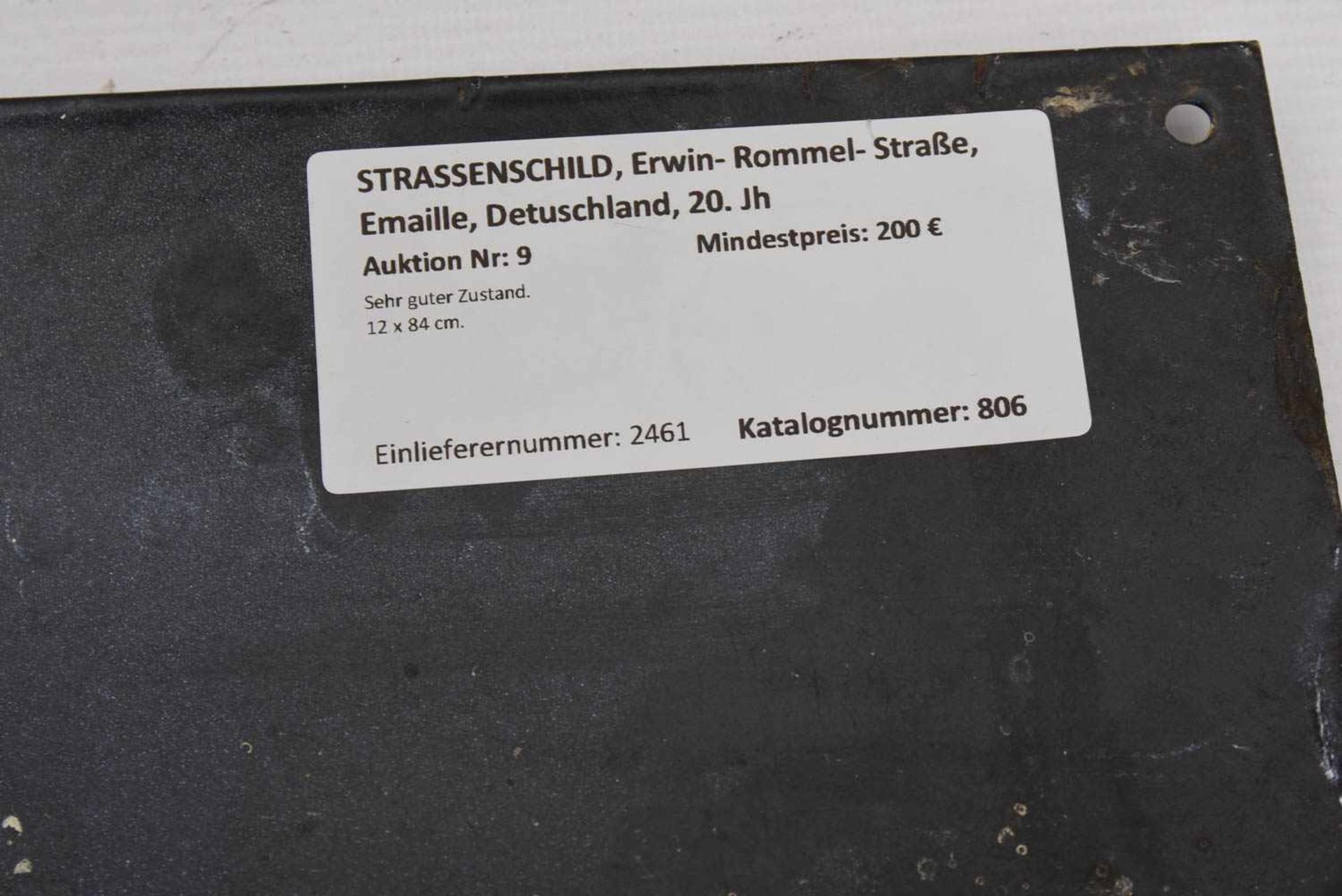 STRASSENSCHILD, Erwin- Rommel- Straße, Emaille, Detuschland, 20. JhSehr guter Zustand. 12 x 84 cm. - Image 3 of 3