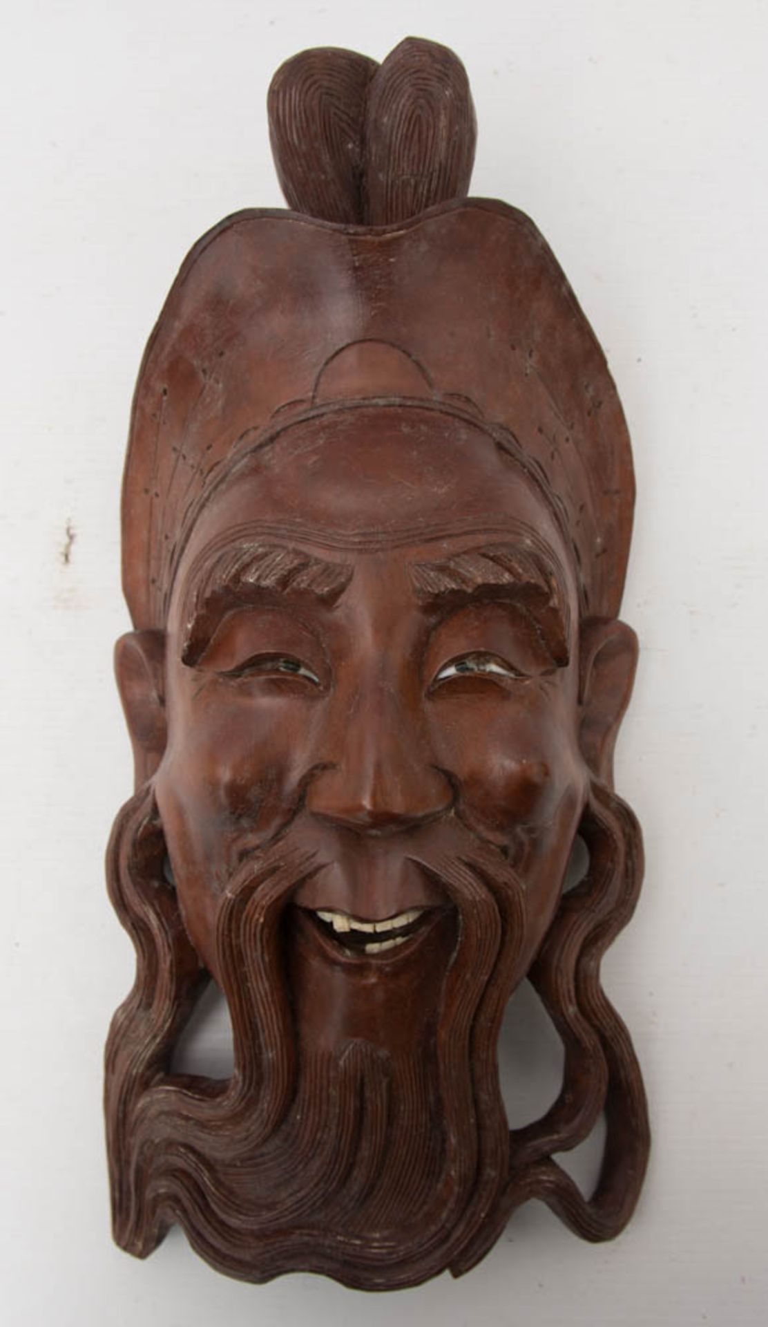 HOLZMASKE, beschnitztes Rosenholz/Bein, China 1. Hälfte 20. JahrhundertMassive Wandmaske in Form des