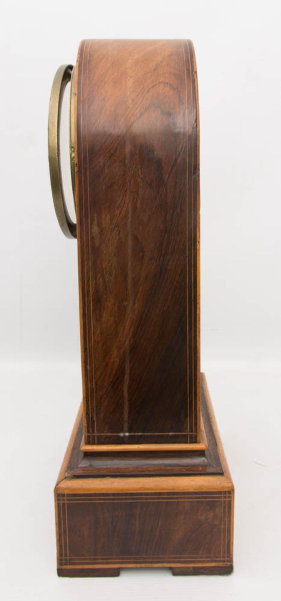 FRANZÖSISCHE PENDULE, um 1850,Halbstunden und Stundenschlag auf Glocke. Mit Schlussscheibe. Pendel - Image 6 of 6