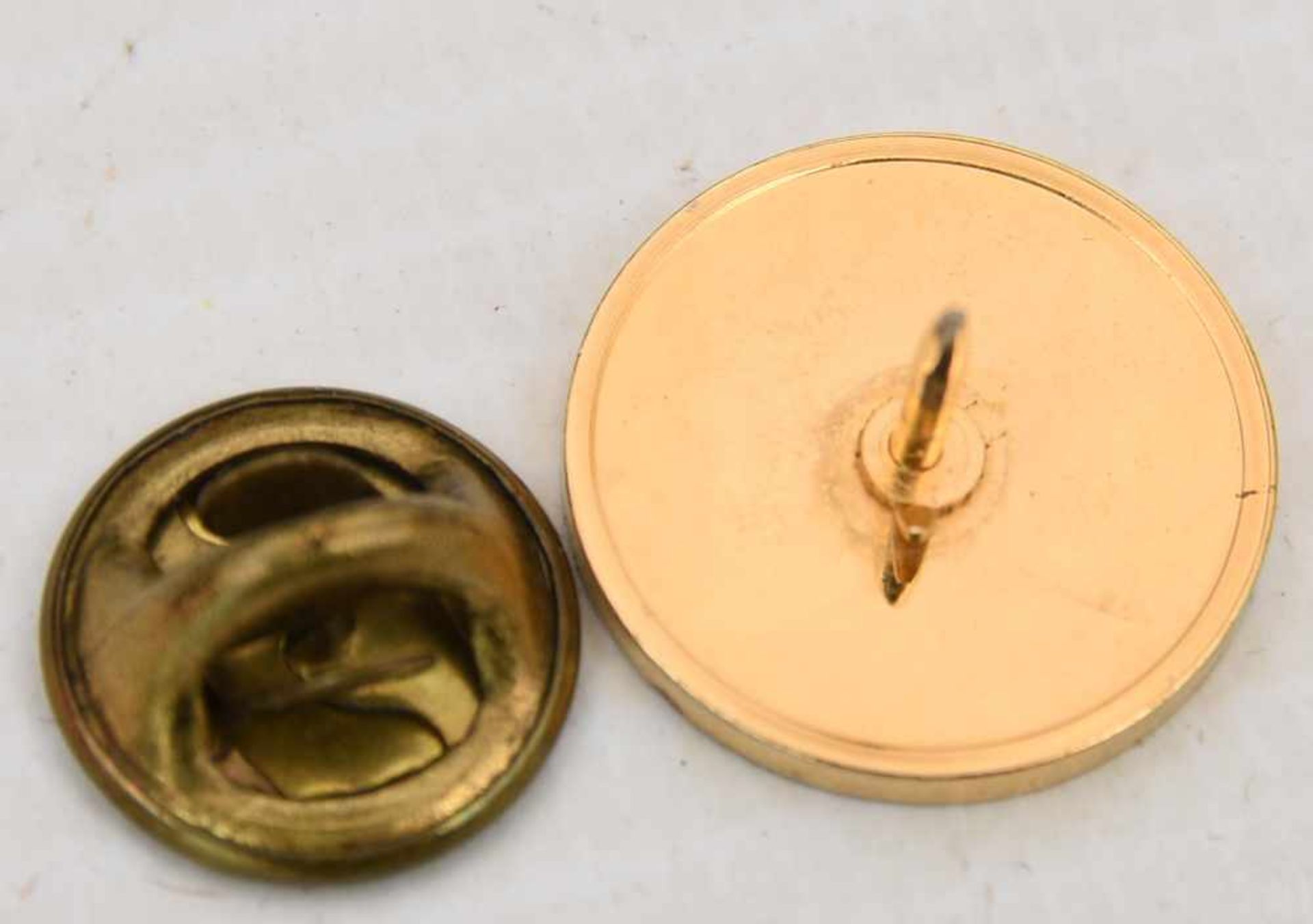 MÜNZANHÄNGER, Die kleinsten Goldmünzen der Welt, mit 14 Karat Kette, 20. Jhd. (13) 1x Münzanhänger - Bild 4 aus 6