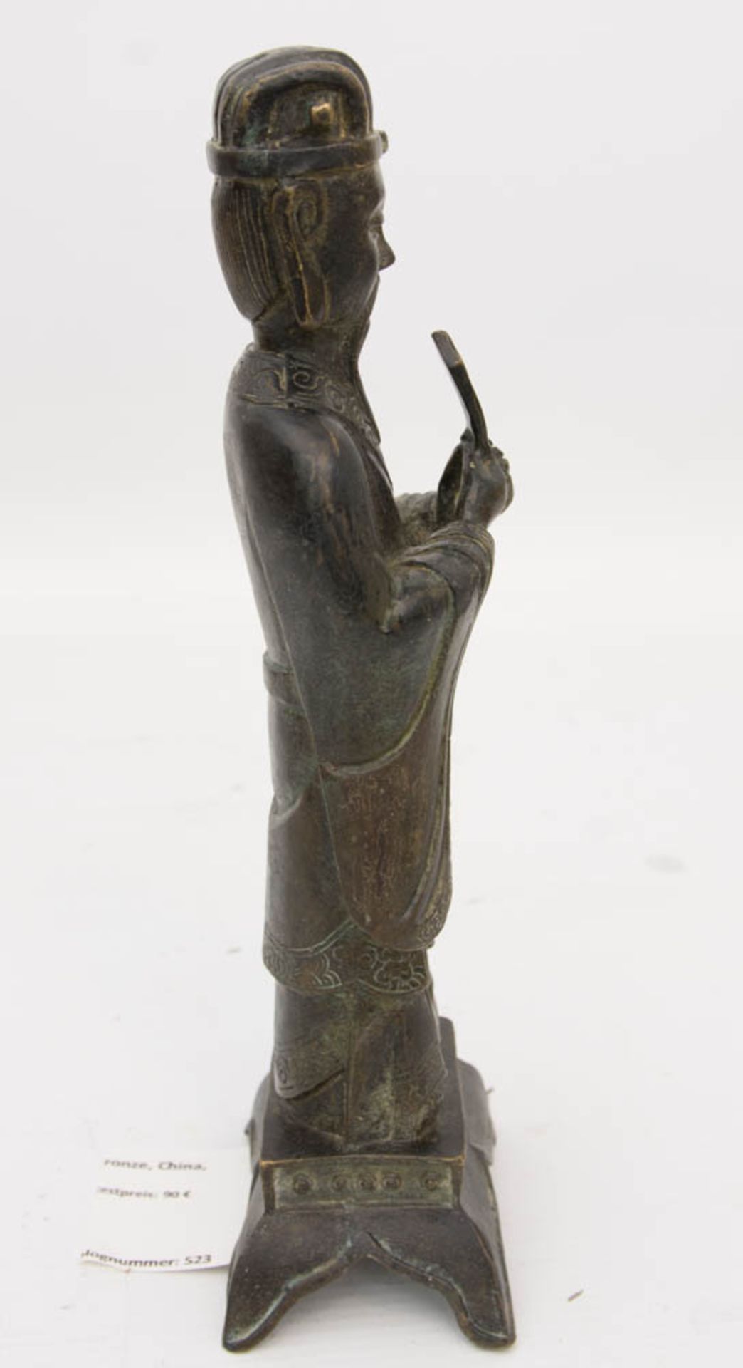 ASIATISCHER GELEHRTER, Bronze, China, 19./20. Jh.Sehr guter Erhaltungszustand.8 x 6 x 24 cm. - Bild 5 aus 5