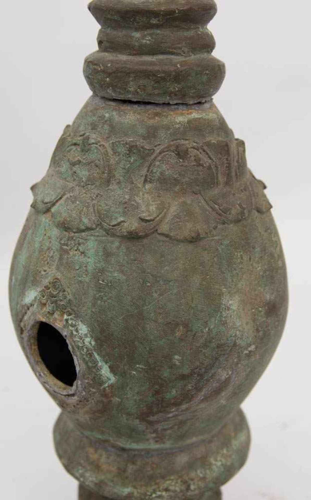 ANTIKES GEFÄß MIT DRACHENKOPF-GRIFF, Bronze, wohl China, 18./19. Jh.Antikes Gefäß, Griff und - Bild 10 aus 16