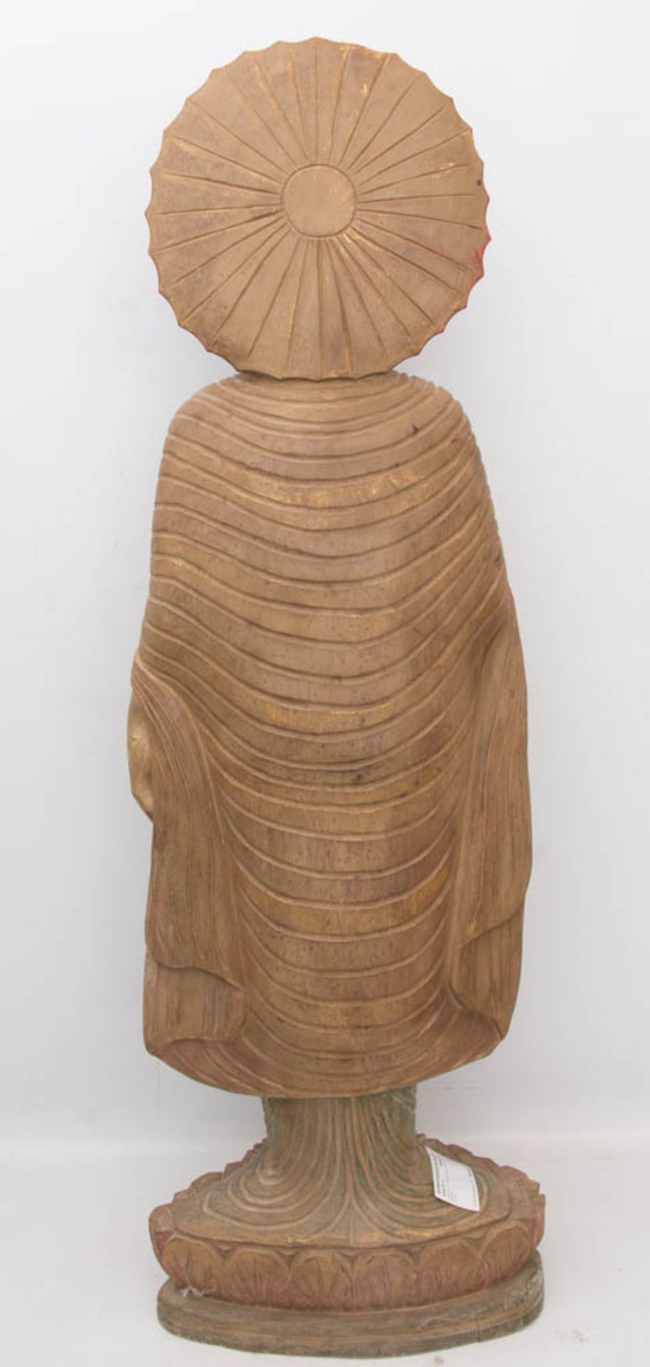 THAILÄNDISCHE BUDDHA STATUE, Holz, 20. Jh.Betende Skulptur in sehr gutem Zustand auf Sockel stehend. - Bild 4 aus 6