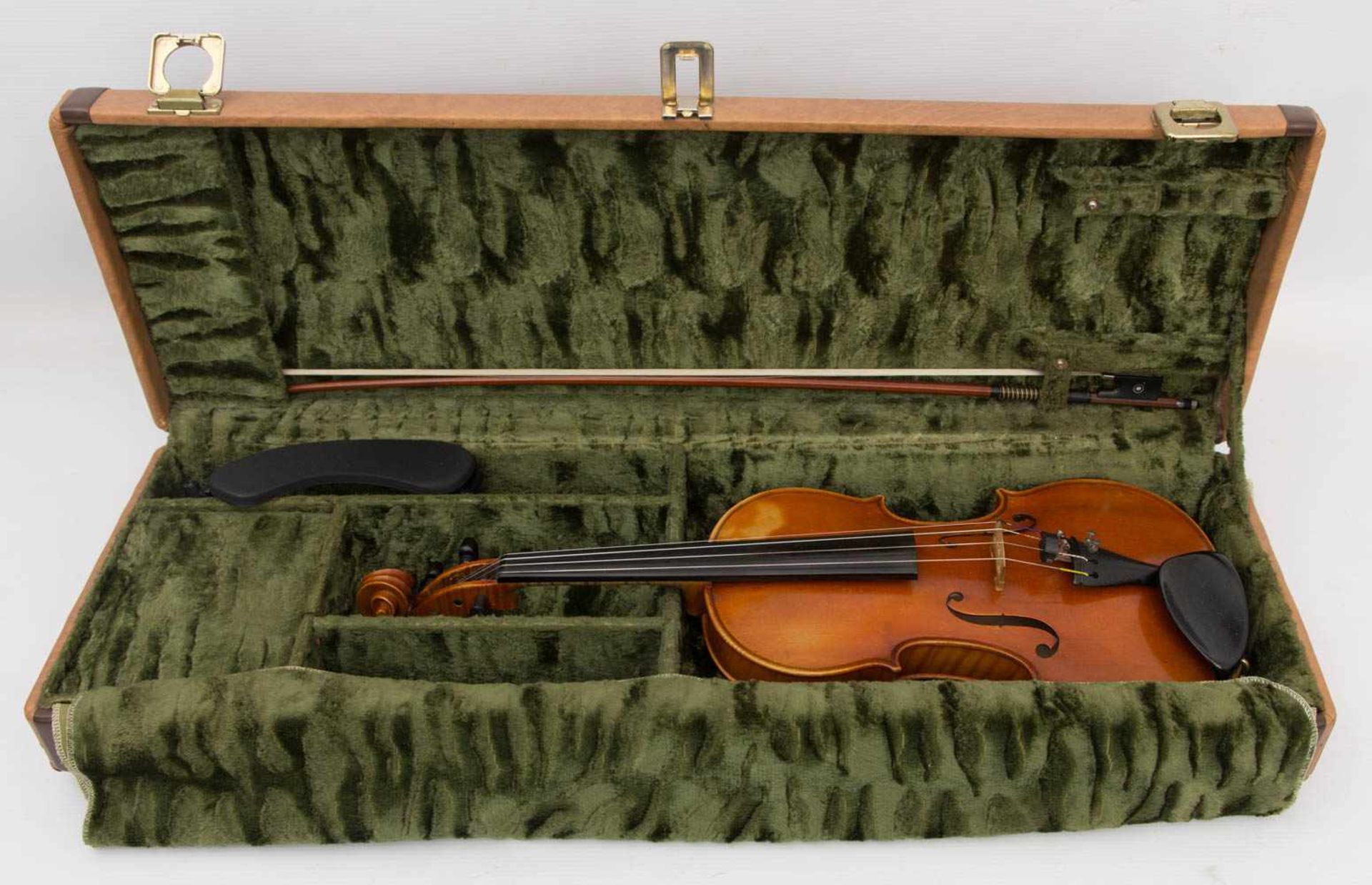 GEIGE MITTENWALD MIT BOGEN, 1957.Mittenwalder Geige ("Staatliche Fachschule für Geigenbau - Image 5 of 6