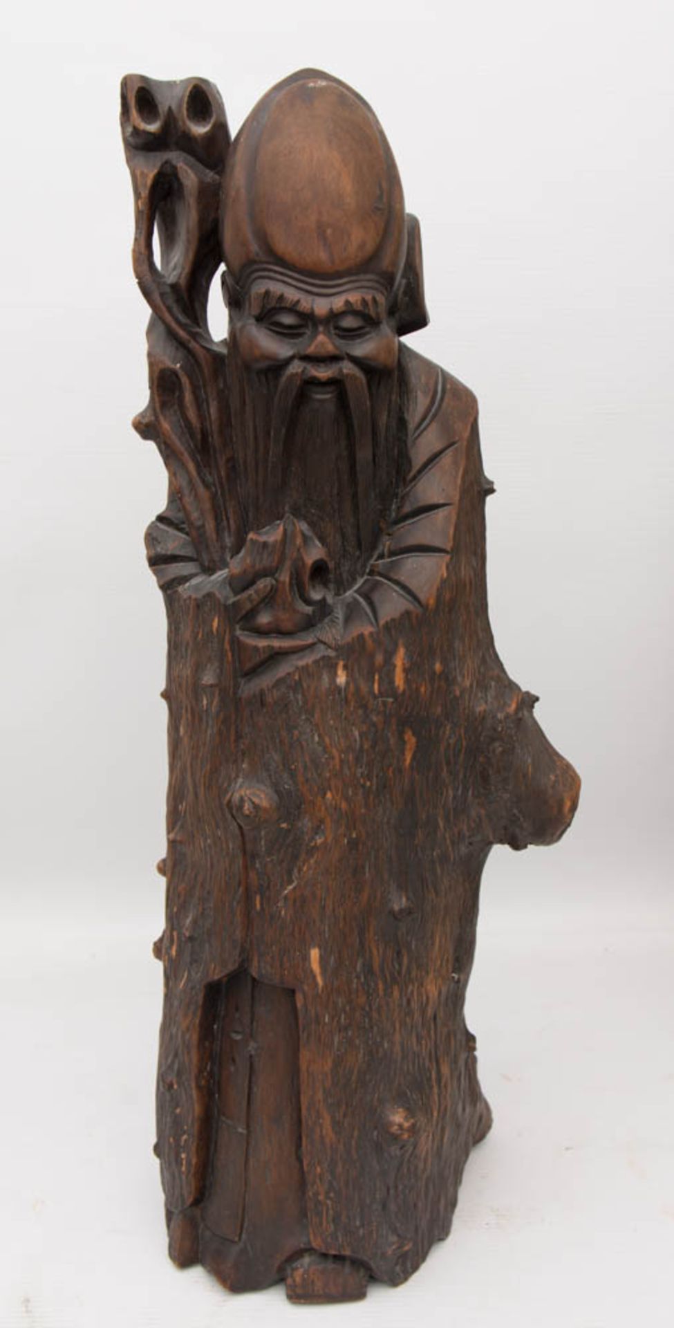 ASIATISCHE FIGUR, Skulptur, Holz, Asien, 20. JhDunkler Anstrich mit einigen Abblätterungen,