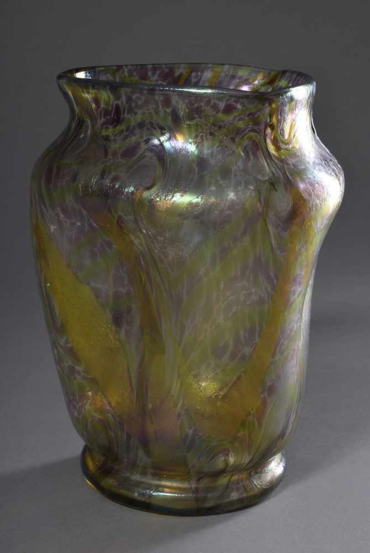 Jugendstil Vase in Loetz Wwe/Klostermühle Art mit 3fach eingedrücktem Korpus und "Phaenomen" Dekor - Bild 2 aus 3