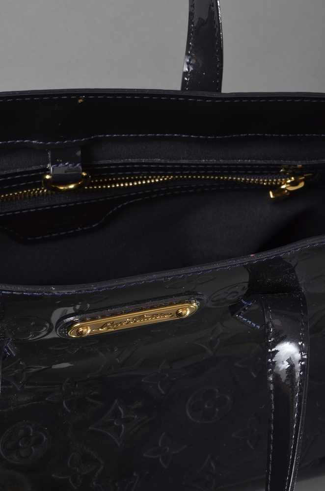 Louis Vuitton "Wilshire PM" Tasche, Monogram Vernis, blue nuit, 18x31x11cm, leichte TragespurenLouis - Image 3 of 3