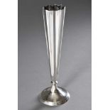 Silber Trichtervase mit Gravur, um 1930, Silber 830, 104g, H. 21cmSilver vase with engraving, around