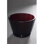 Facettierte Rubinglas Vase, um 1920/30, H. 11cmFacetted ruby glass vase, around 1920/30, h. 11cm