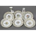 8 Diverse Teile Meissen "Vogelmalerei": 6 durchbrochene Teller und 2 Vasen, um 1900 (1 Vase später),