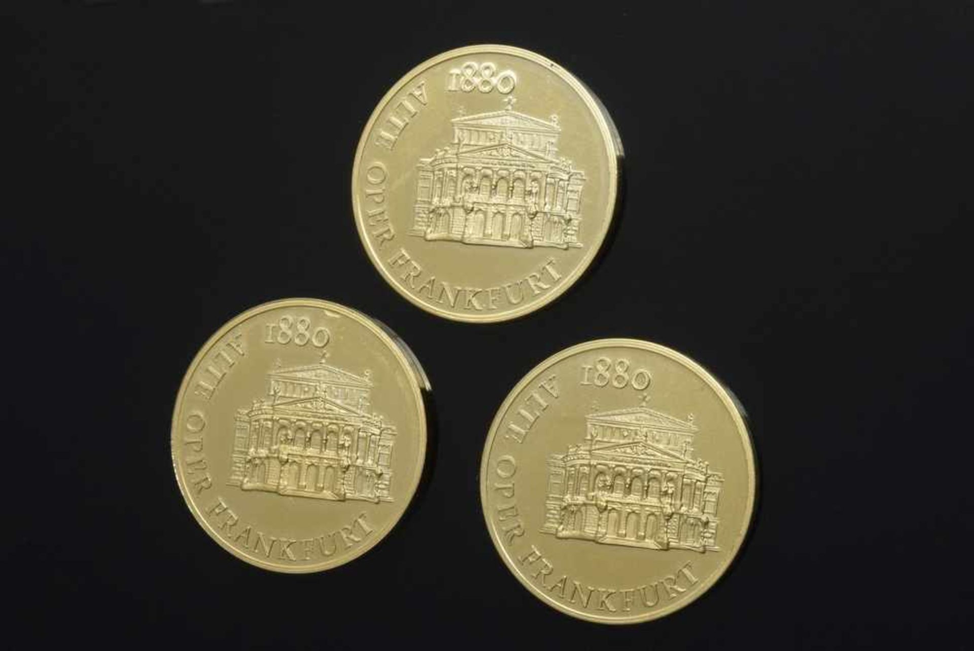 3 GG 333 Gedenkmedaillen "ALTE OPER FRANKFURT" (1880-1980), zus. 17,69g3 GG 333 commemorative medals