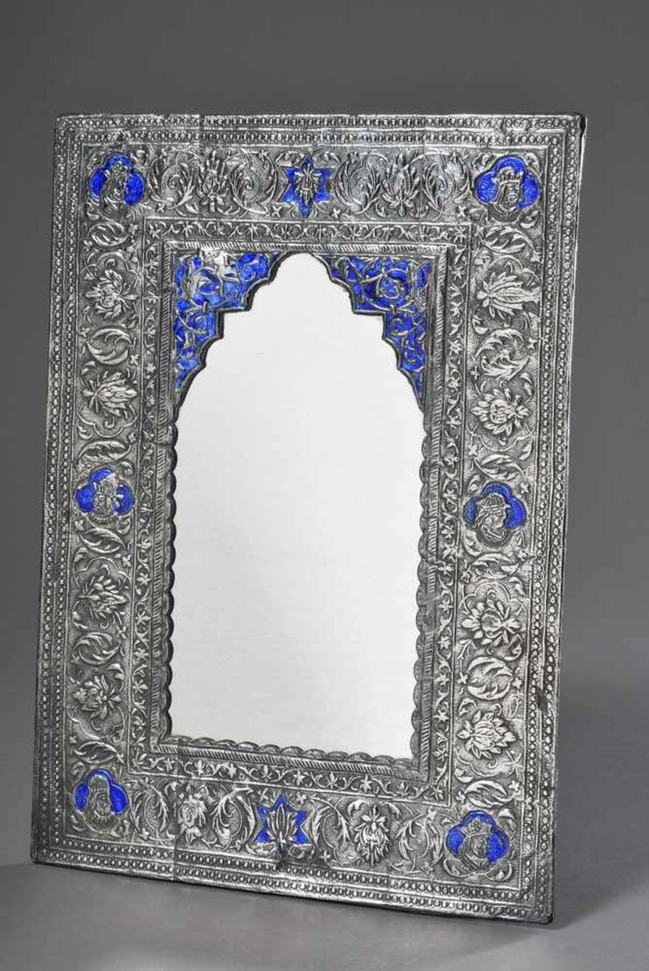 Persischer Spiegel mit emaillierter und ornamental getriebener Silberblech Rahmung, 31x22cm,
