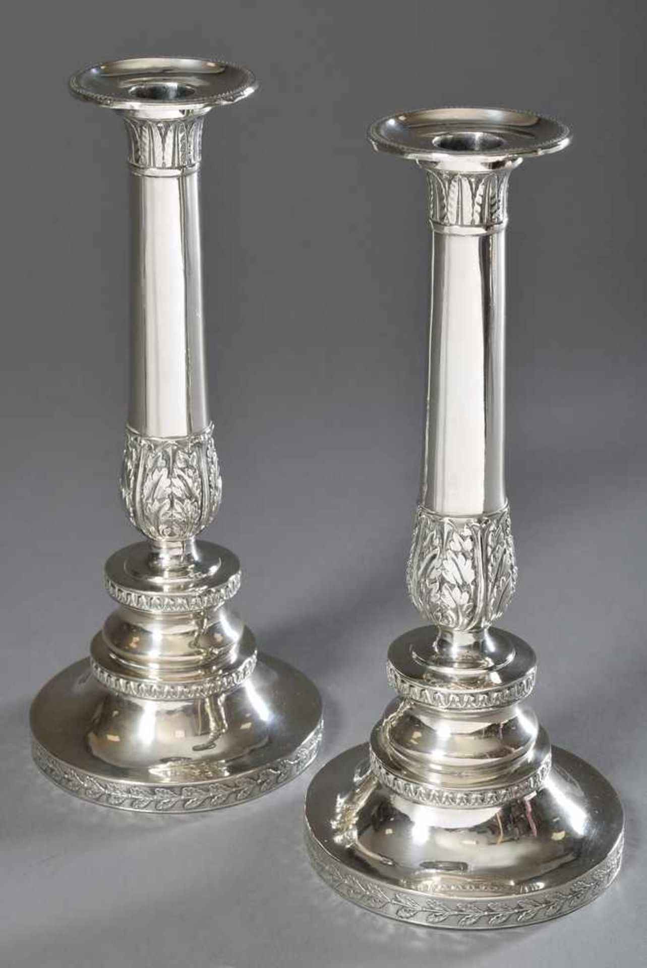 Paar Biedermeier Leuchter mit Akantusblattdekor, MZ: I.M.G., Silber (gefüllt), 13 Lot, H. 25,5cm,