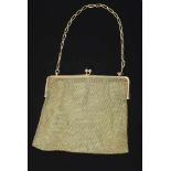 Gewebte GG 585 Abendtasche mit 2 Saphircabochons, 280g, 17,5x13,3cmWoven GG 585 evening bag with 2