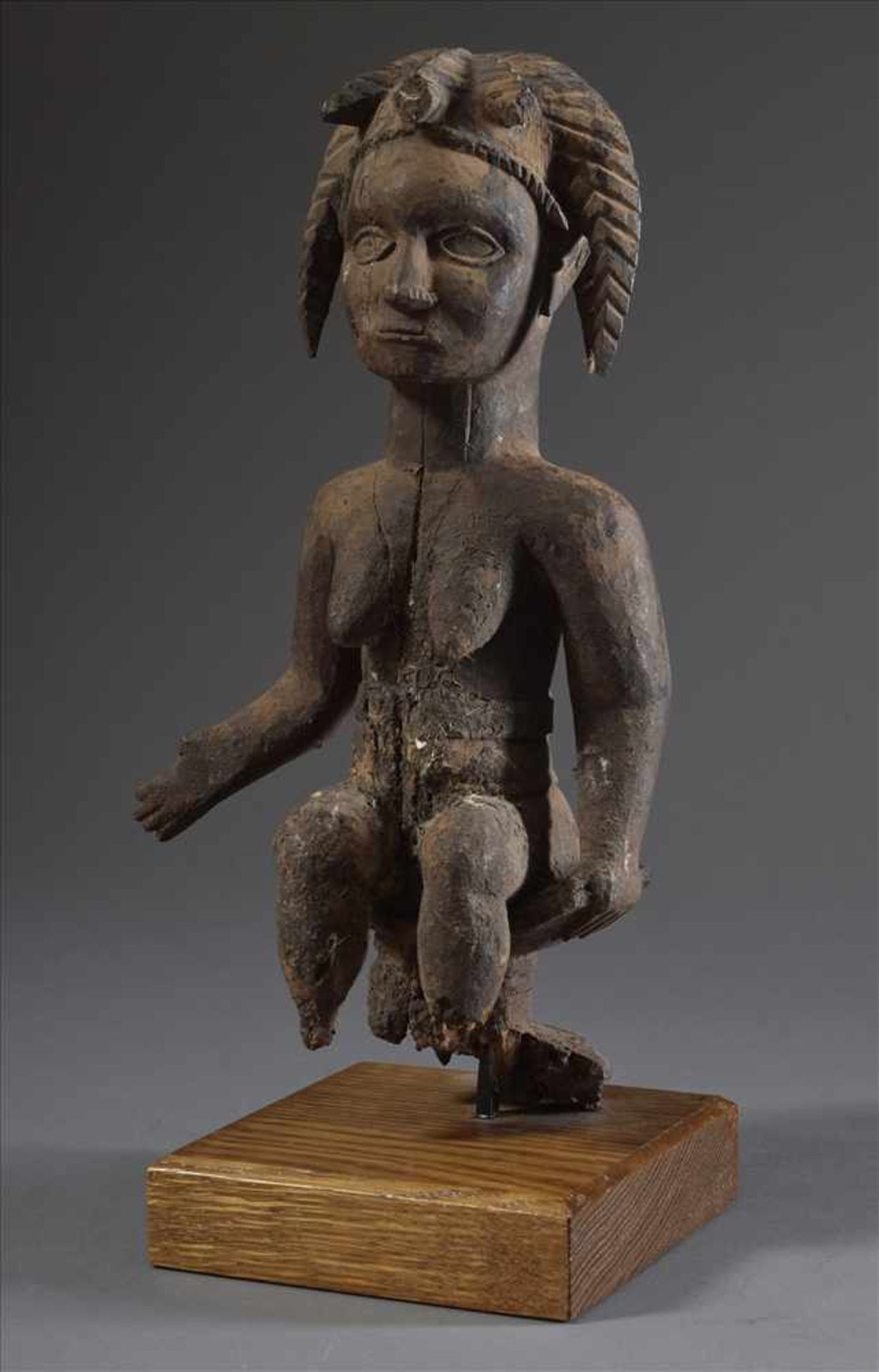 Seltene, sitzende weibliche Figur der Bidjogo/Bissagos Inseln/Westafrika mit hervorragender - Image 2 of 4