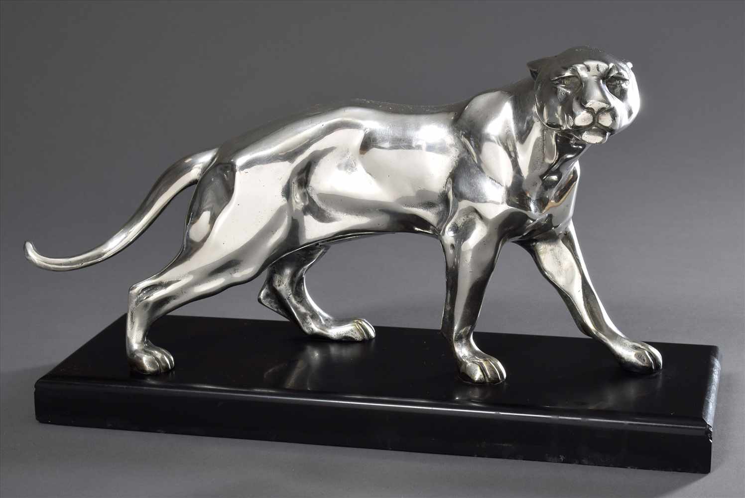 Limousin, Jacques "Schreitender Panther", Bronze versilbert auf Steinsockel, um 1920, 23,