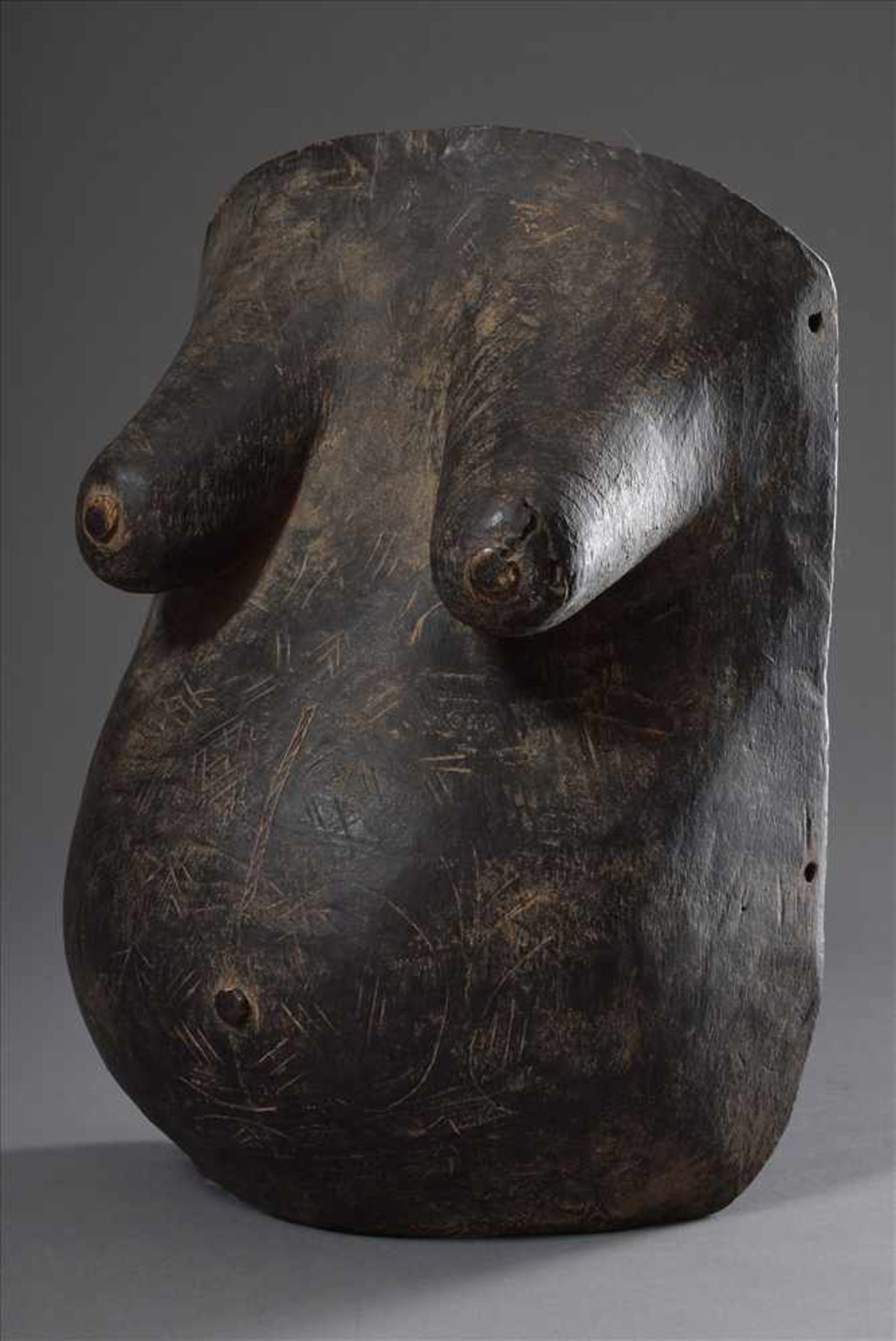 Bauch-/Schwangerschaftsmaske der Makonde/Tansania, Holz gefärbt, H. 38cm, leichte Spannungsrisse/ - Image 2 of 4