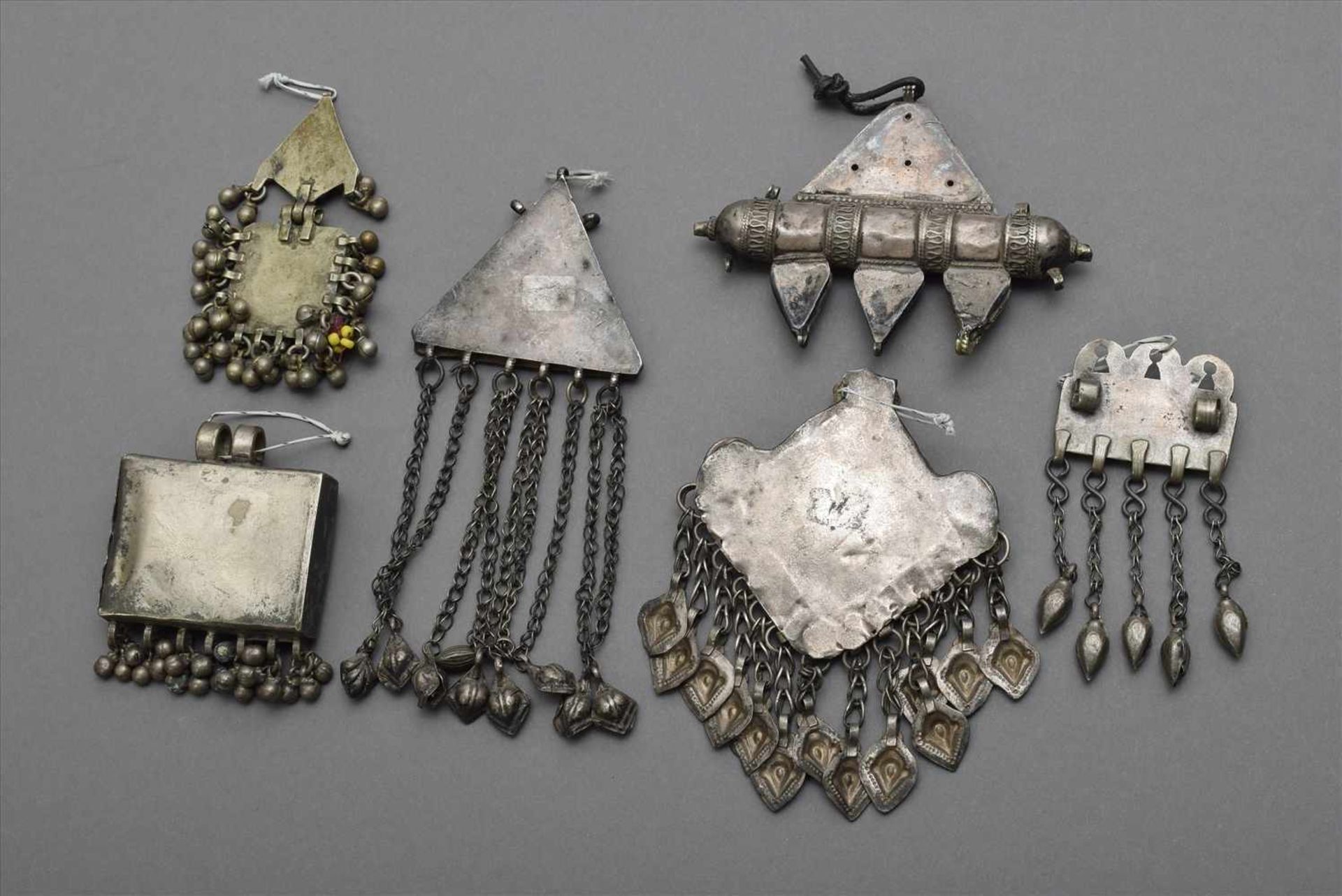 6 Diverse afghanische Schmuckstücke mit Karneol- und Glassteinen, Anfang 20.Jh., L. 5-13cm6 - Image 4 of 4