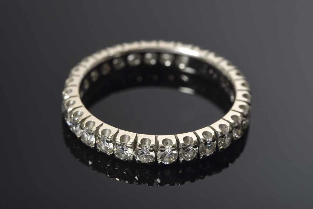 WG 750 Memory Ring mit 28 Brillanten (zus. ca. 1.04ct/SI/W), 2,66g, Gr. 52White gold 750 Memory ring - Image 2 of 2