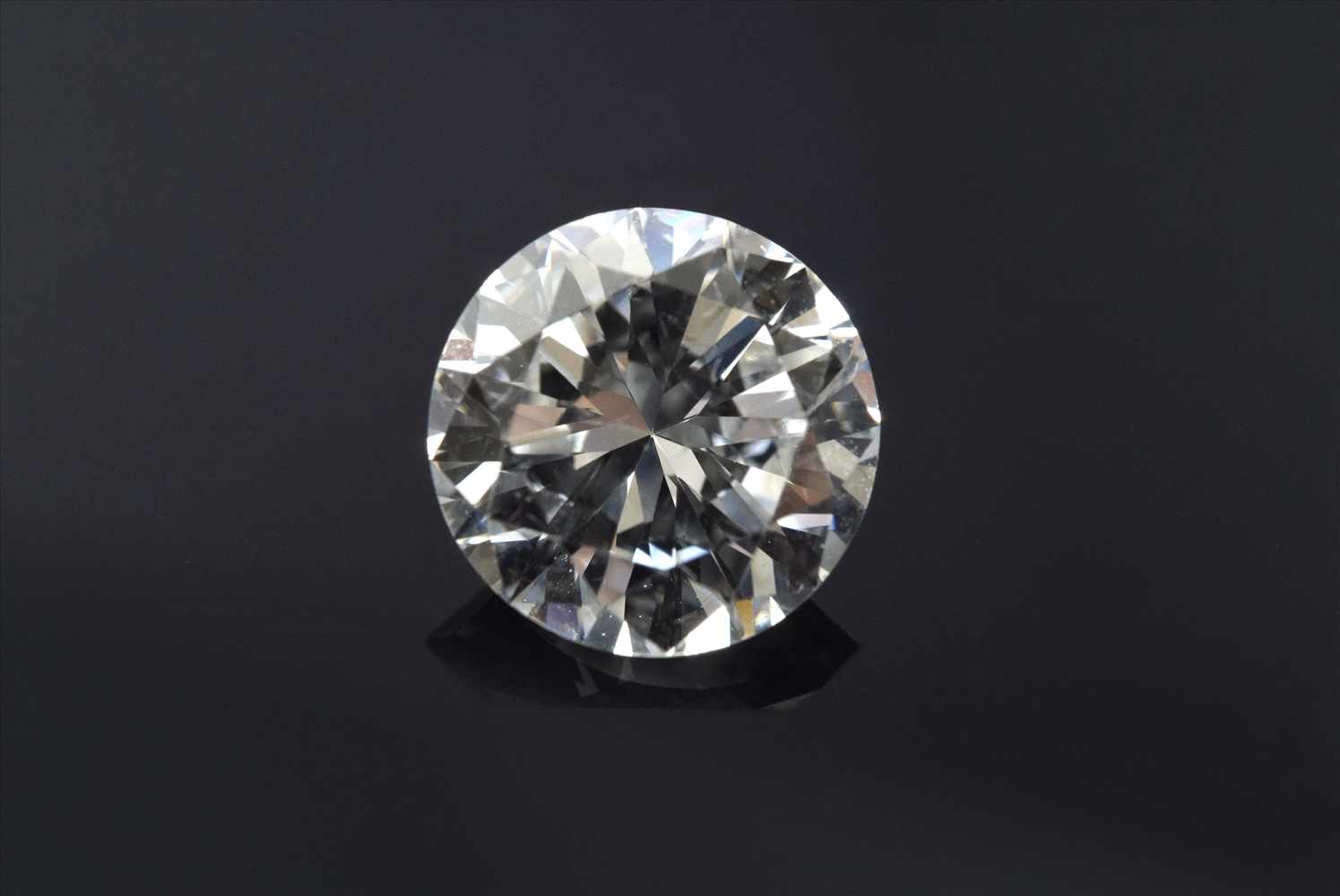 Ungefasster Diamant im Brillantschliff, ca. 1.25ct/TW/VVS1, 7,0x6,97x4,13mm, Expertise Elisabeth - Image 4 of 4