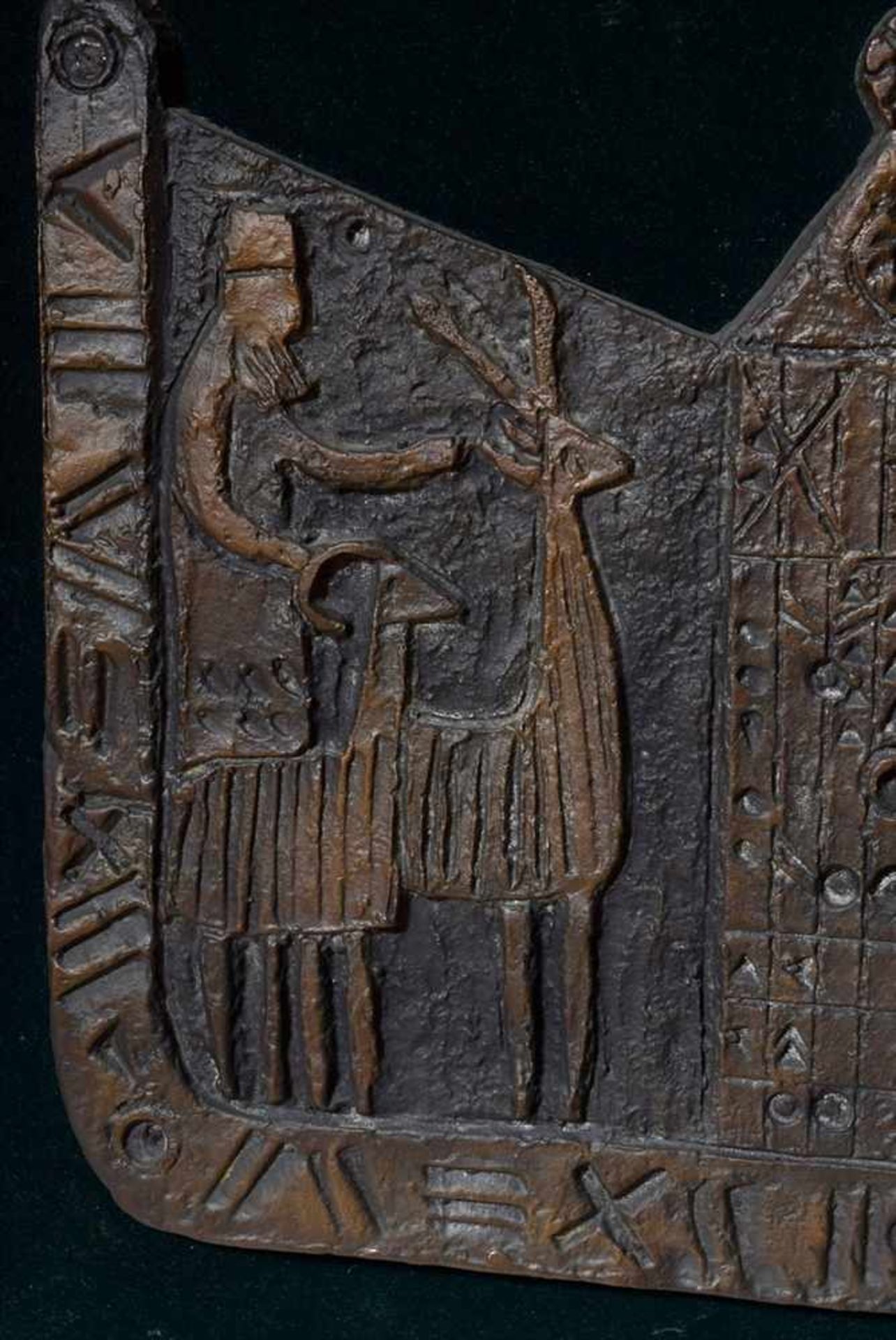Relief "Biblische Szene", Bronze, sign, verso bez. "Mary Riebenfeld / Old City of Jaffa", Israel 20. - Bild 4 aus 5