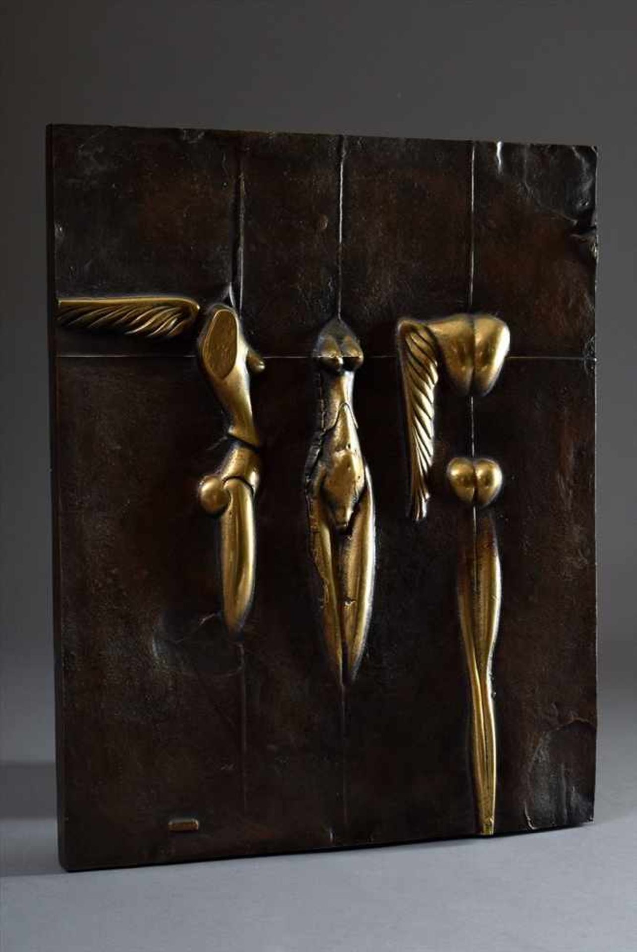 Wunderlich, Paul (1927-2010) "Nike Relief" 1977, Bronze, 18/275, u.l. sign., 53x41cmWunderlich, Paul - Bild 4 aus 4
