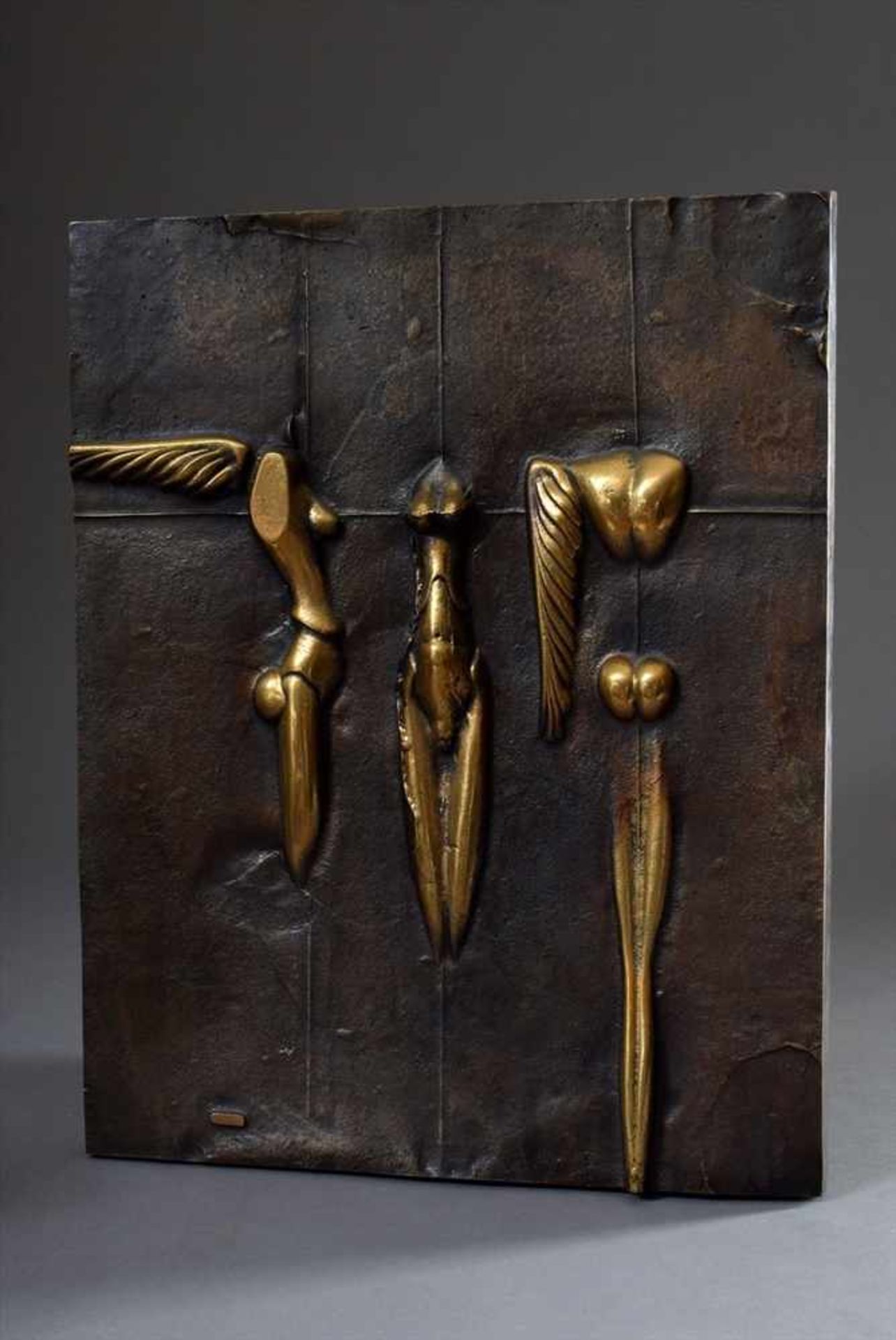 Wunderlich, Paul (1927-2010) "Nike Relief" 1977, Bronze, 18/275, u.l. sign., 53x41cmWunderlich, Paul