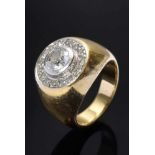 Massiver GG/WG 750 Bandring mit Altschliffdiamant (ca. 0.60 ct) und 16 Achtkantdiamanten (zus. ca.