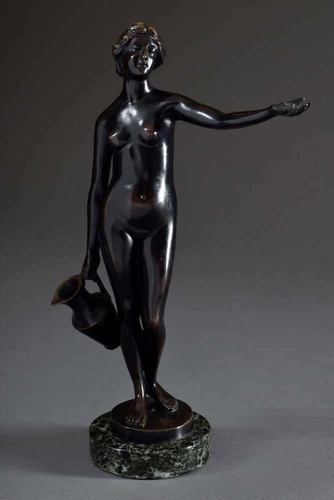 Schaffert, W. (1895-1915) "Weiblicher Akt mit Krug", Bronze auf Granit Sockel, sign., H. 28cm, etwas