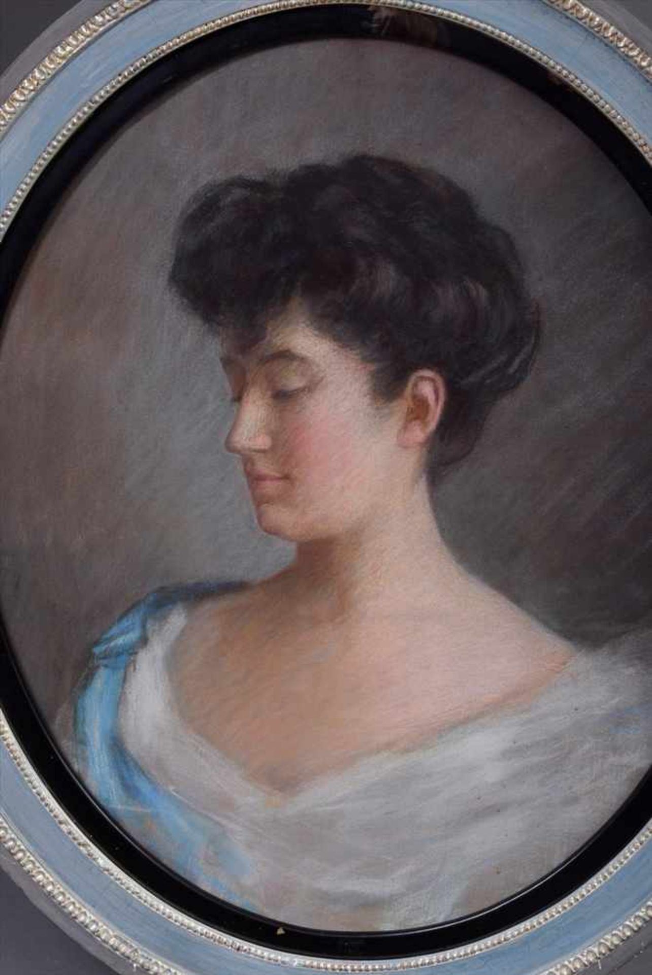 Maler um 1900 "Portrait einer Dame im Dreiviertel Profil", Pastell, 64x54cm (m.R. 79x67cm)Painter - Image 2 of 4
