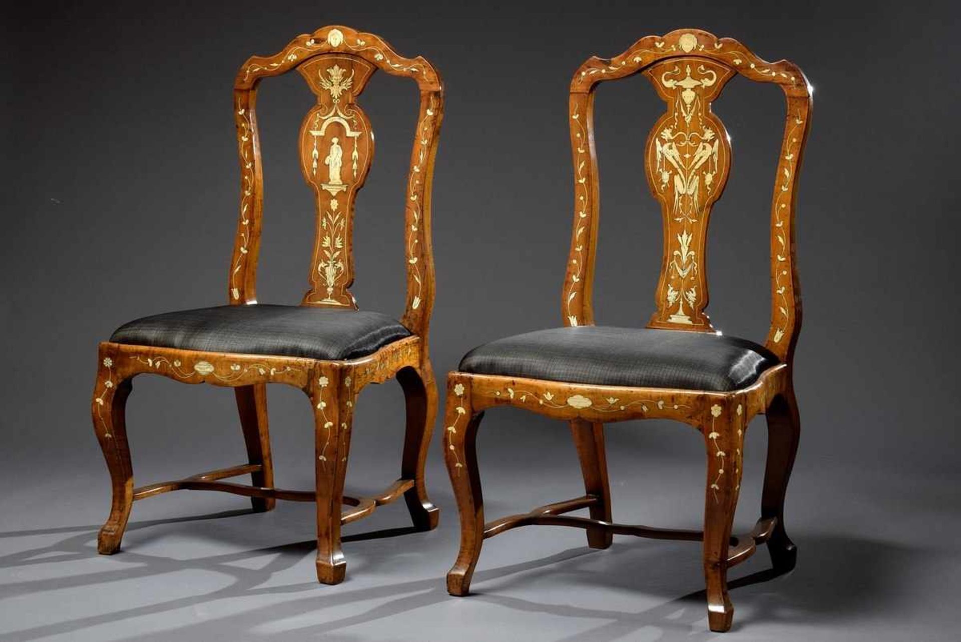 Paar museale Braunschweiger Regence Stühle mit Elfenbein Intarsien "Allegorien" und "Grotesken",