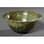 Chinesische Schale aus jadeähnlichem Mineral, 20. Jh., H. 5,5cm, Ø 13cmChinese bowl made of jade-