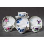 4 Diverse Teile Meissen Mokkatassen: 2x " Blaue Blumen und Insekten", 1x "Rote Rose/