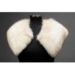 Polarfuchs Kostümkragen, gefüttertPolar fox collar for woman's suit- - -16.00 % buyer's premium on