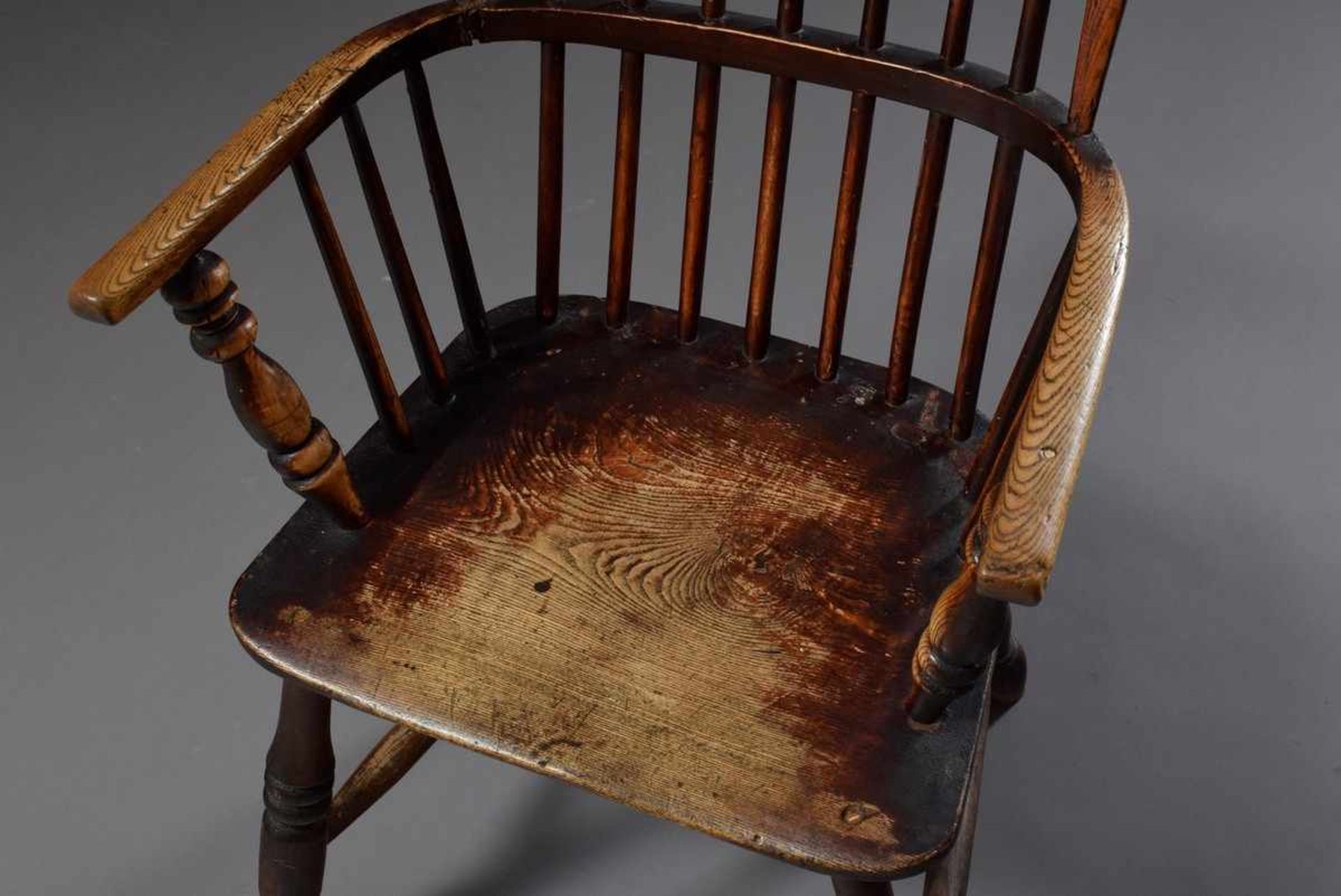 Schlichter Windsor Sessel, H. 43/101cmPlain Windsor armchair, H. 43/101cm- - -16.00 % buyer's - Bild 2 aus 3