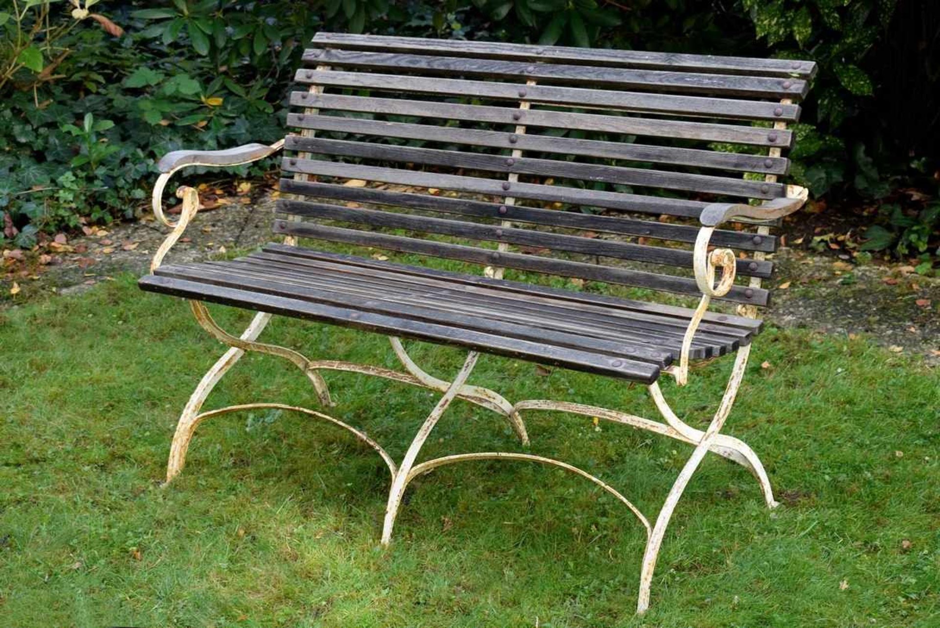Klappbare Gartenbank, Holz/Metall, 84x134x50cm, Sitzhöhe 48cmGarden bench, wood/metal, 48/