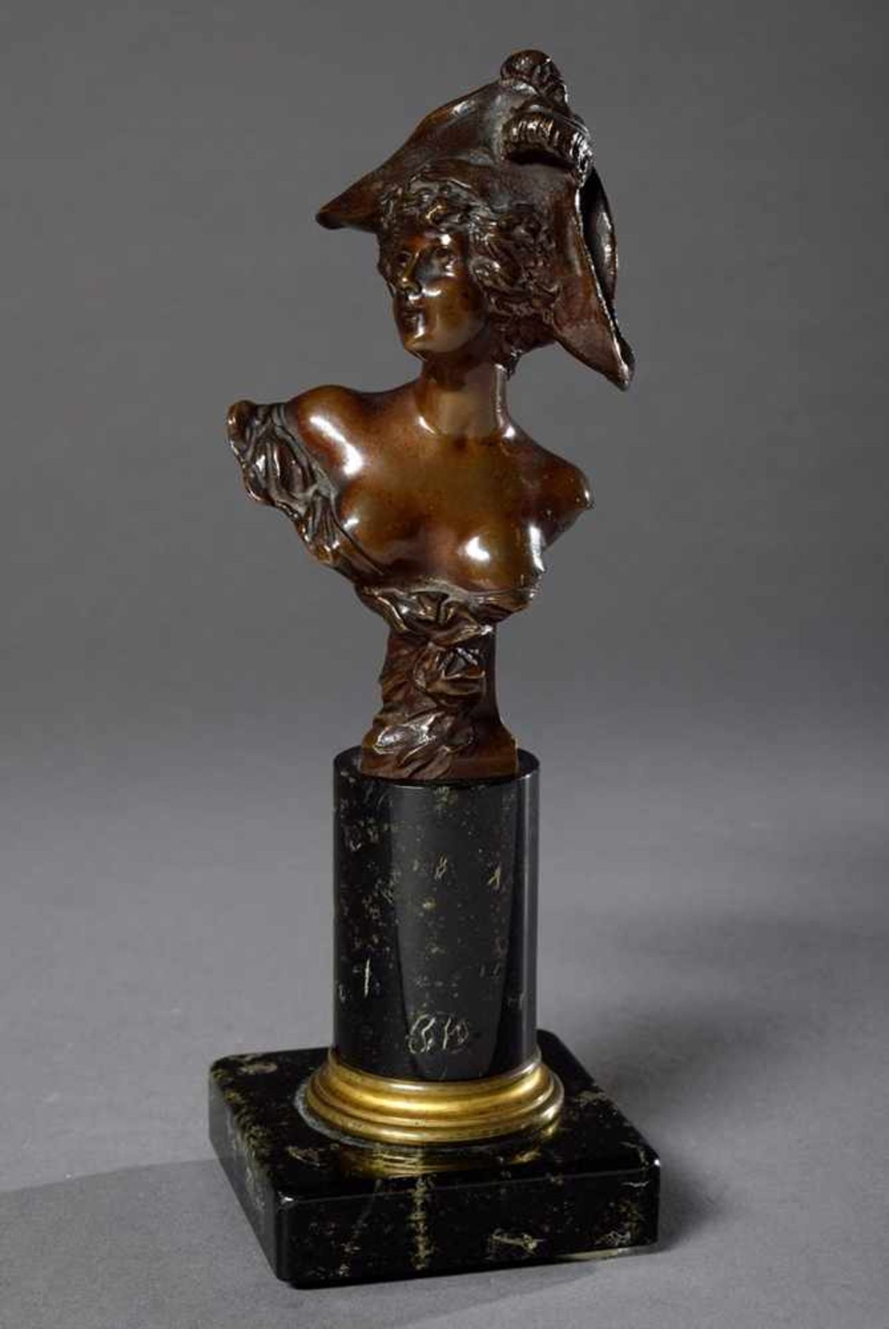 Kowalczewski, Paul Ludwig (1869-1910) "Marianne", patinierte Bronze auf Steinsockel, H. - Image 6 of 6