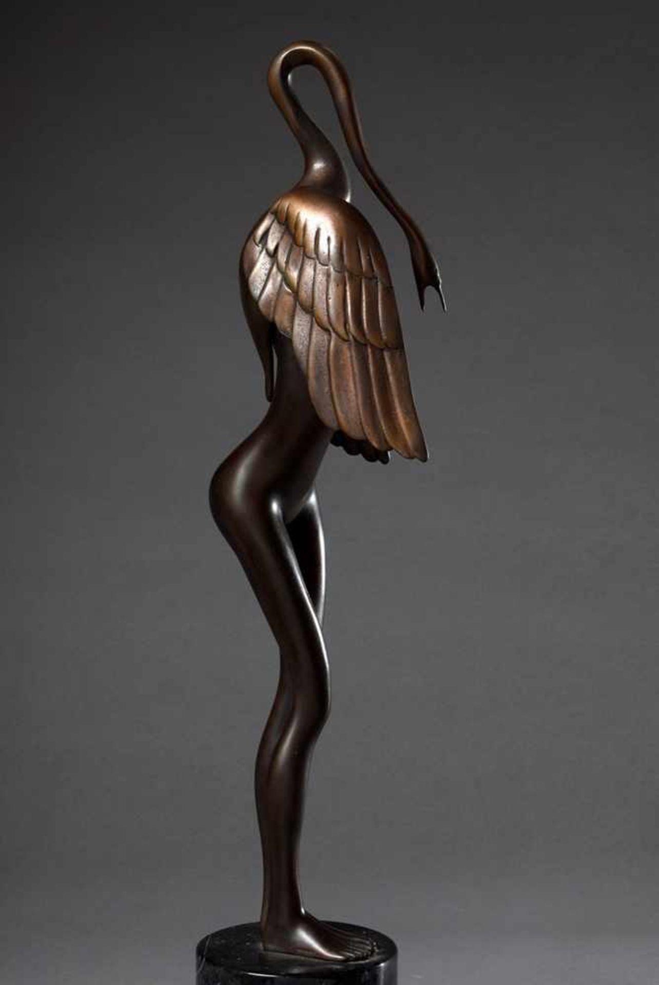 Bruni, Bruno (*1935) "Leda mit dem Schwan, stehend", Bronze, sign./num. 715/1000, auf schwarzem - Image 5 of 5