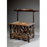 Senufo Stuhl mit stark verziertem Gestell, Holz mit Metallapplikationen, Elfenbeinküste, 67x66x44cm,