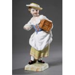 KPM Figur „Frau mit Käfig“, farbig staffiert, frühe Zeptermarke, um 1820/30, H. 15cm, am Arm