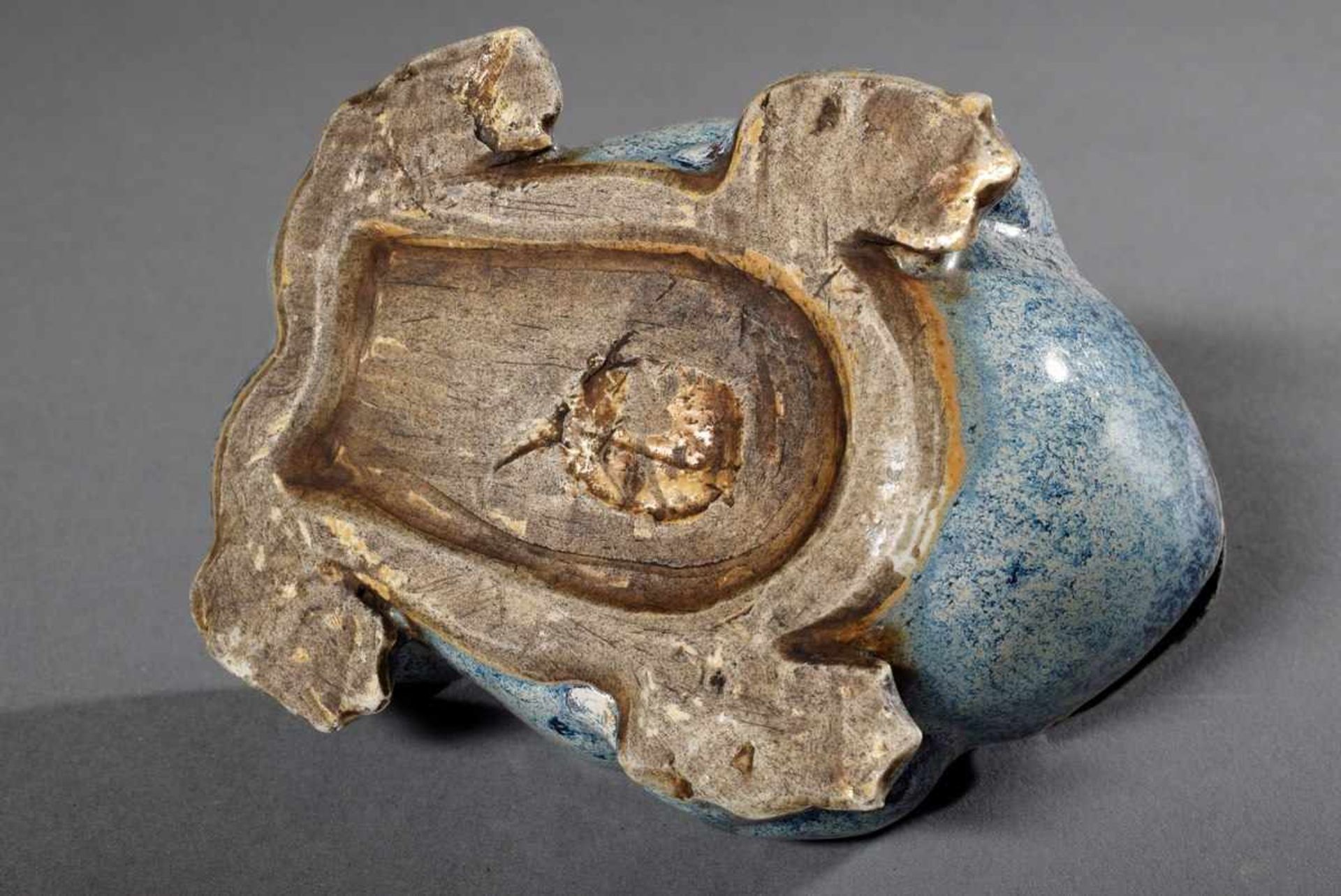 Chinesische Keramik Figur „Frosch“ mit verlaufender hellblau/beiger Glasur in der Art von jun-yao, - Image 4 of 4