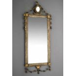 Klassizistischer Spiegel mit zierlicher Rankendekoration und aufgesetztem Spiegel, Ende 18.Jh.,