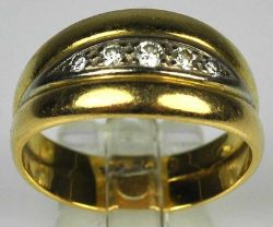 RING bicolor, gebogte Schauseite mit Band aus 5 Diamanten, Gelbgold 18ct, 5,3g, Gr. 56