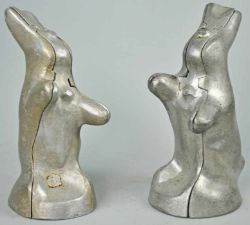 2 METALLFORMEN für Osterhasen aus Zuckerguß, silberfarbene Formen je aus 2 Teilen, (1x