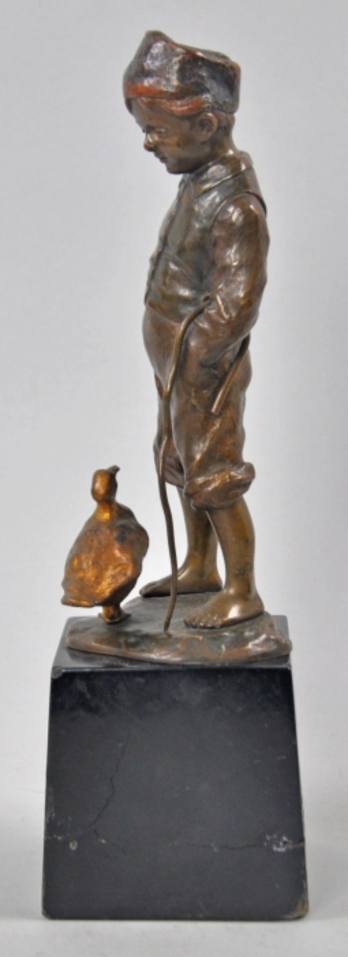 SCHMIDT-FELLING Julius Paul (1835 Berlin - 1920) "Gänsehirte", Junge mit Händen in den Taschen, - Image 2 of 3