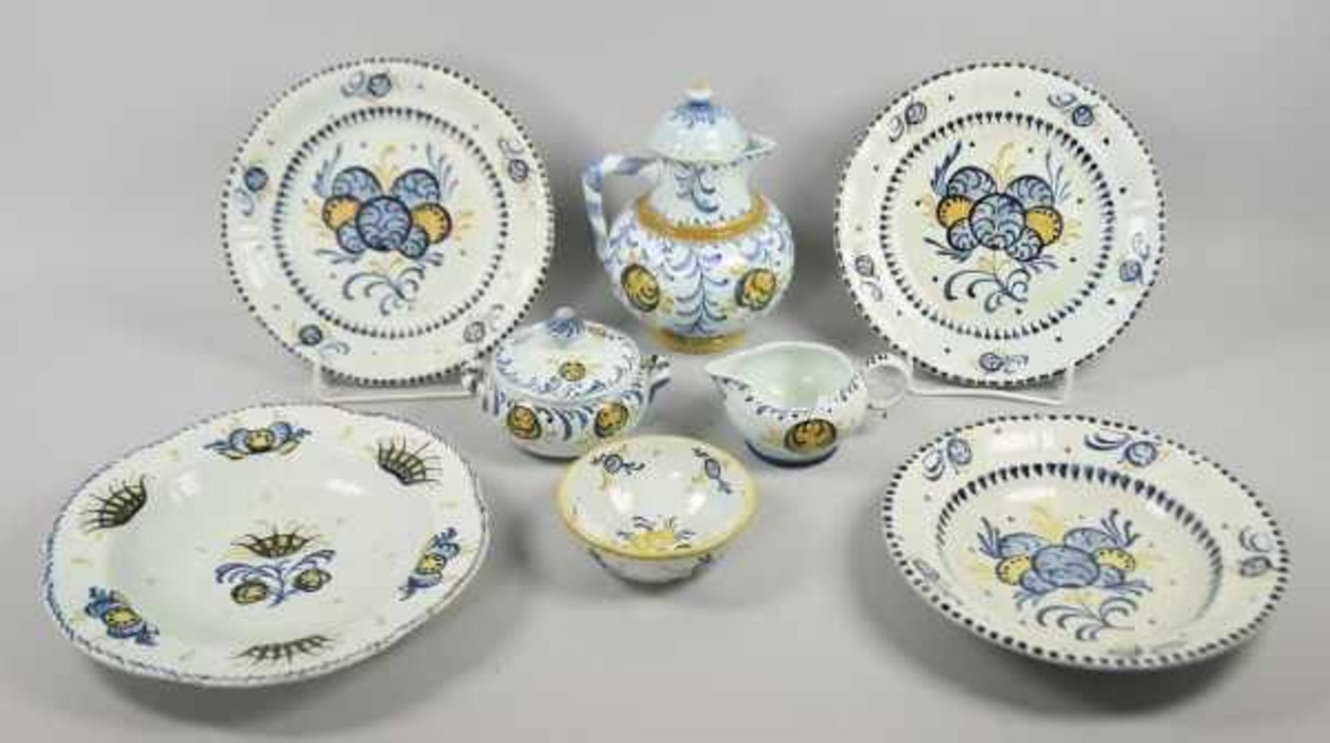 KERAMIK-LOT 13-teilig, Elisabeth Schmidt-Pecht, blau/gelbe Bemalung mit Disteldekor, bestehend aus 5