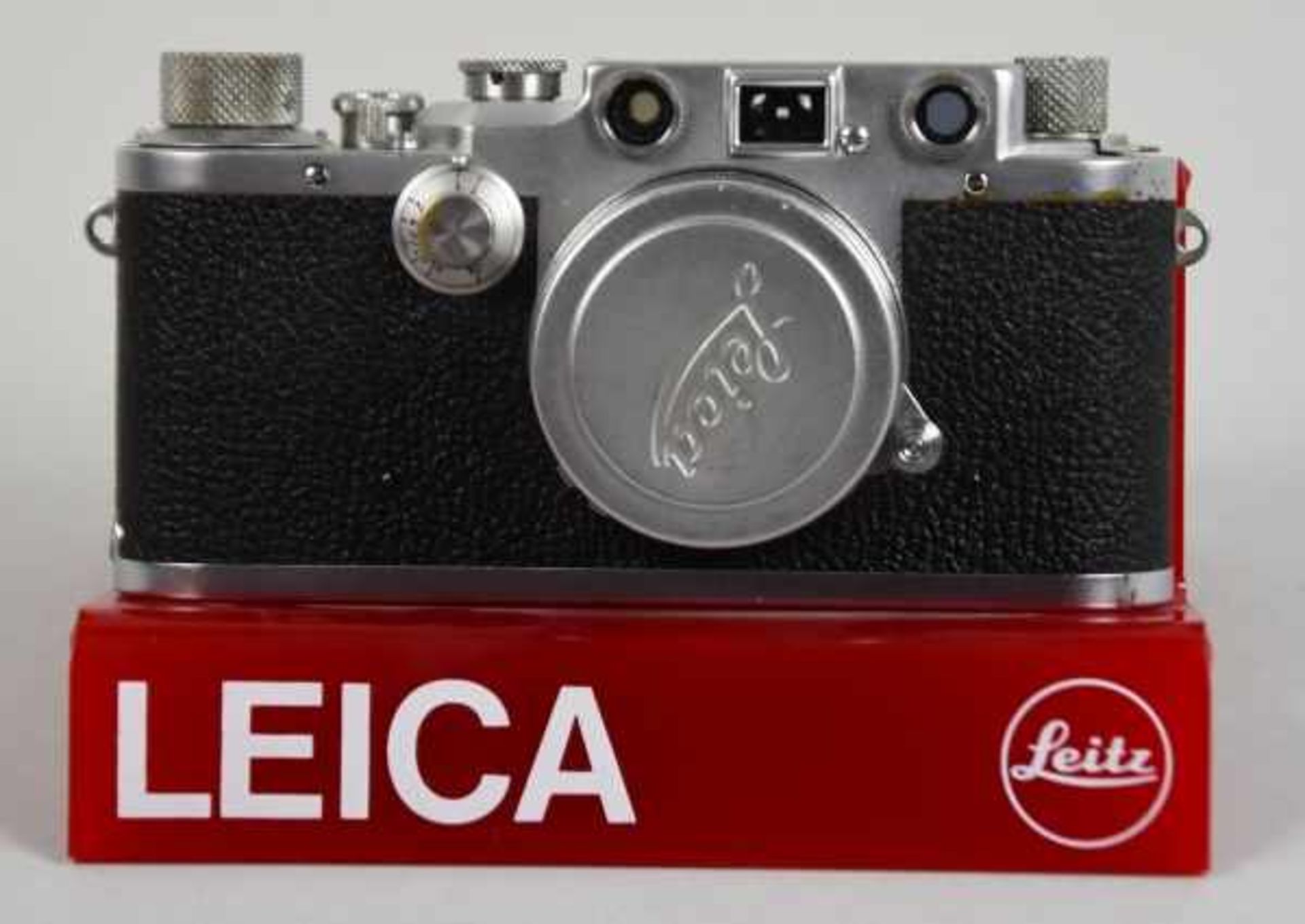 LEICA FOTOAPPARAT Typ IIIc, Chrom, Nr.511738, BJ 1950, Objektiv Summitar, 1:2/50, Objektiv Nr.